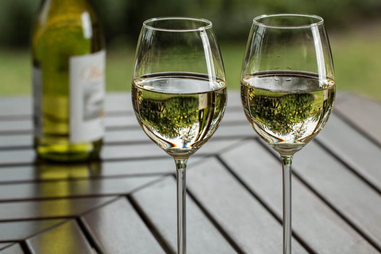 Mercurey a Sancerre: Méně známá bílá vína z Francie